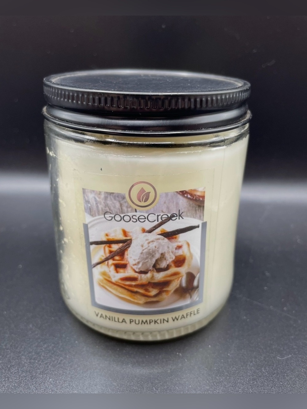 Goose Creek Single Wick Candle- Vanilla Pumpkin Waffle (7oz)